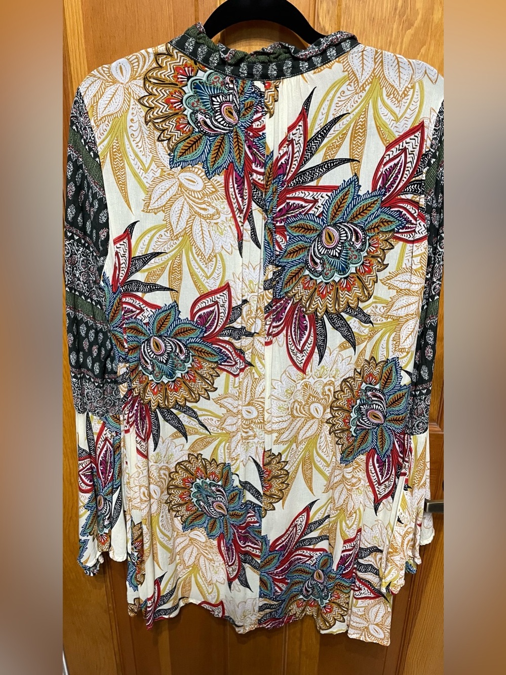 Umgee Multicolor Floral Boho Bell Sleeve Blouse Flowy Festival Hippie Paisley - Picture 3 of 6